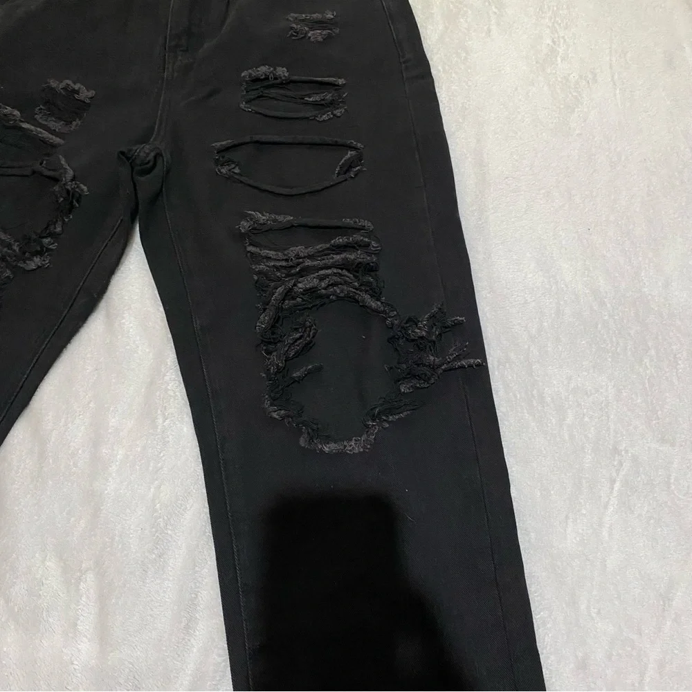 SOLD ❌ Shein Jeans - Picture 3 of 6